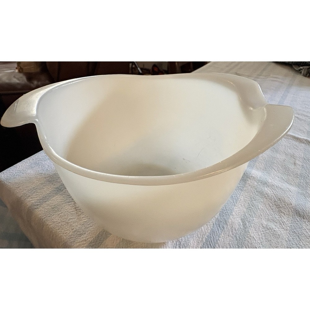 Vintage Stanley Flex Batter Mixing Bowl w/ Spout Handle USA 6" Kitchenware